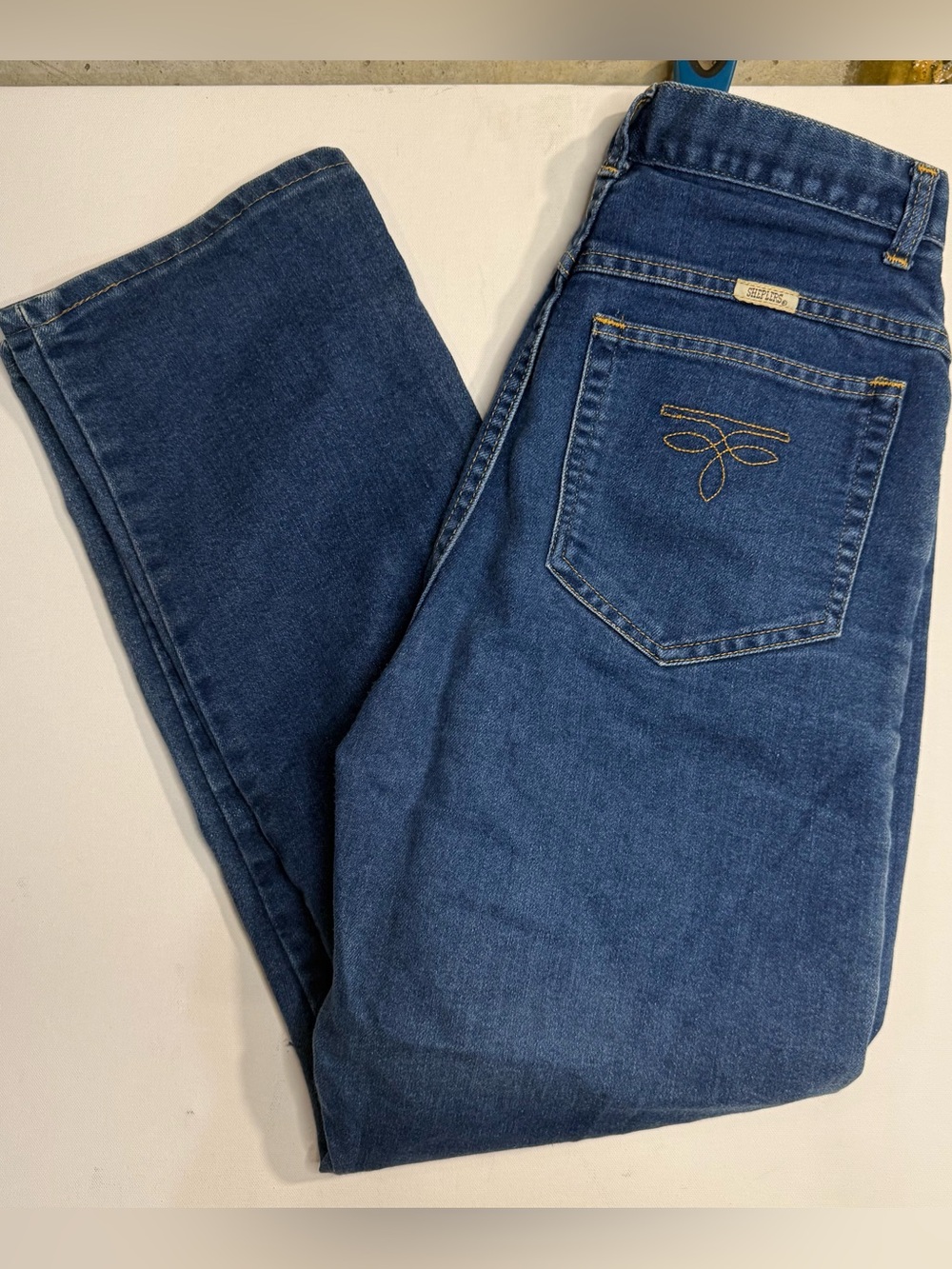 Vintage Straight Leg Women’s Jeans in Deep Blue